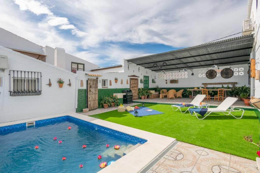Villa Zalea Real -Super Ideal Grupos, Piscina ! Pizarra Dış mekan fotoğraf